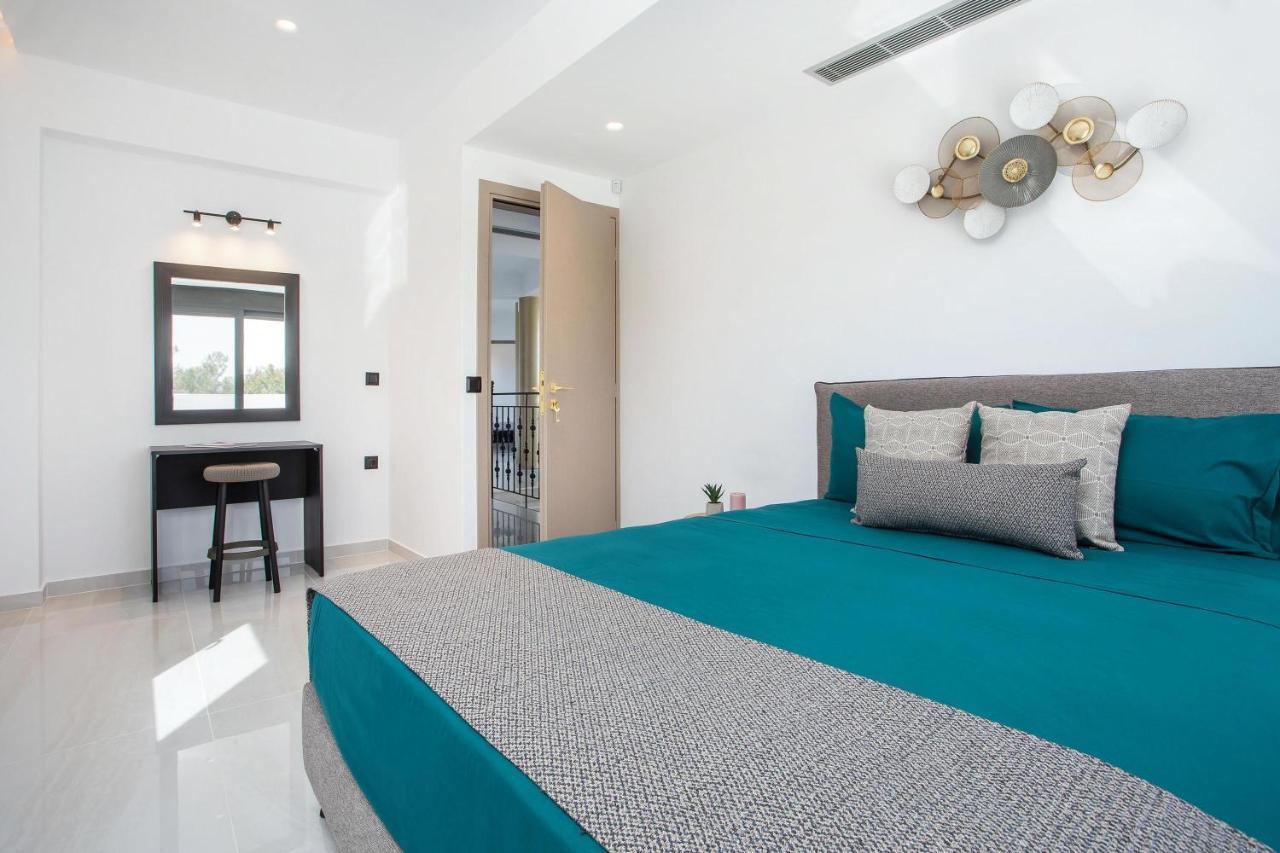 Villa Indira Kalithies Екстер'єр фото